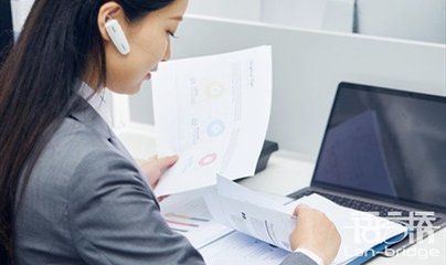 同声传译服务价格解析 一天的费用是多少？